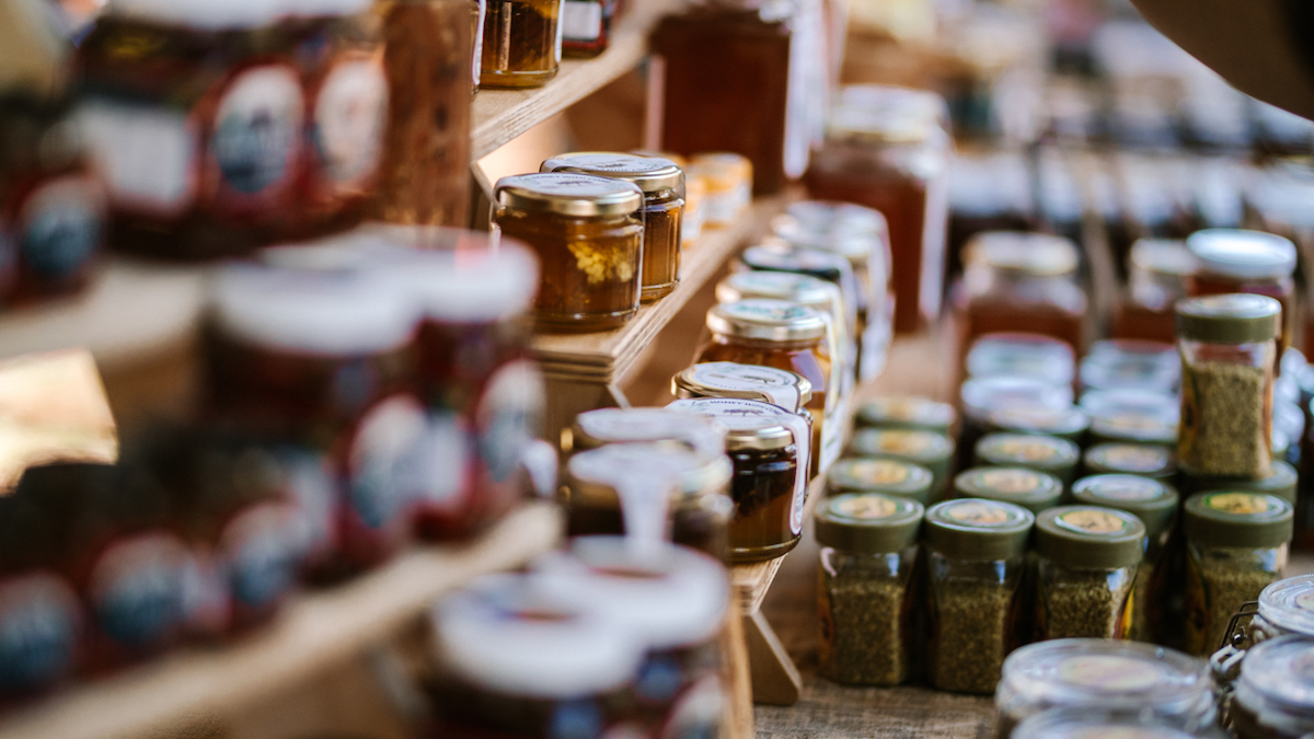 Haig Park market stall.